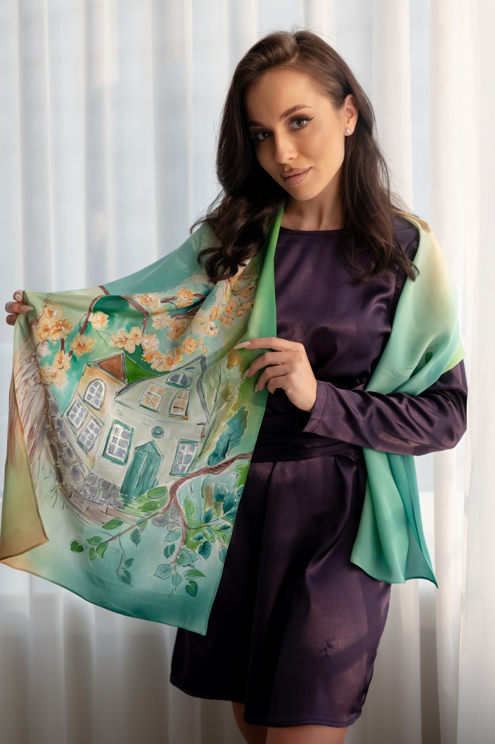 SZ-734 Szal jedwabny r�cznie malowany Dworskie Pejza�e 165x45 cm